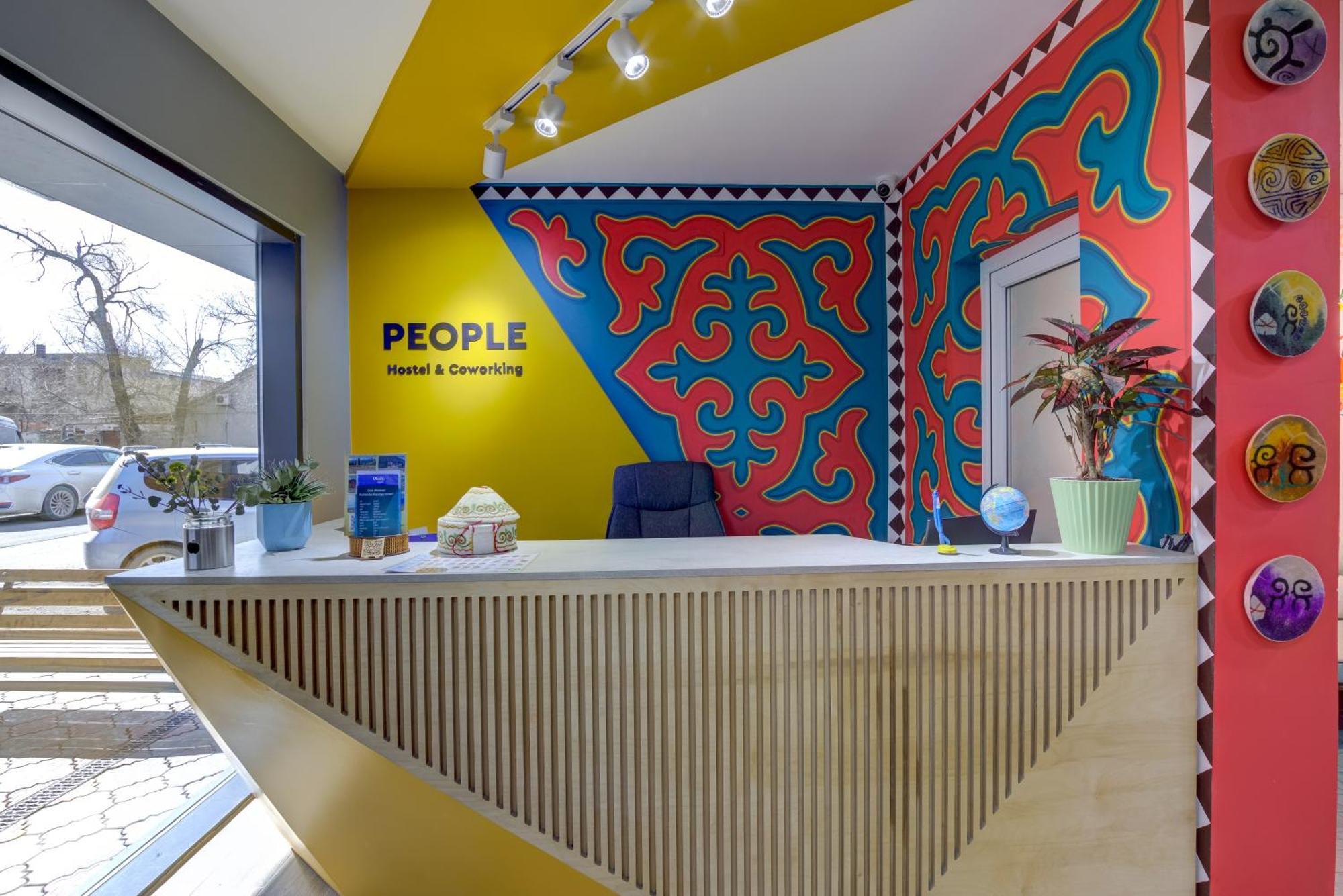 People Hostel & Coworking Biszkek Zewnętrze zdjęcie