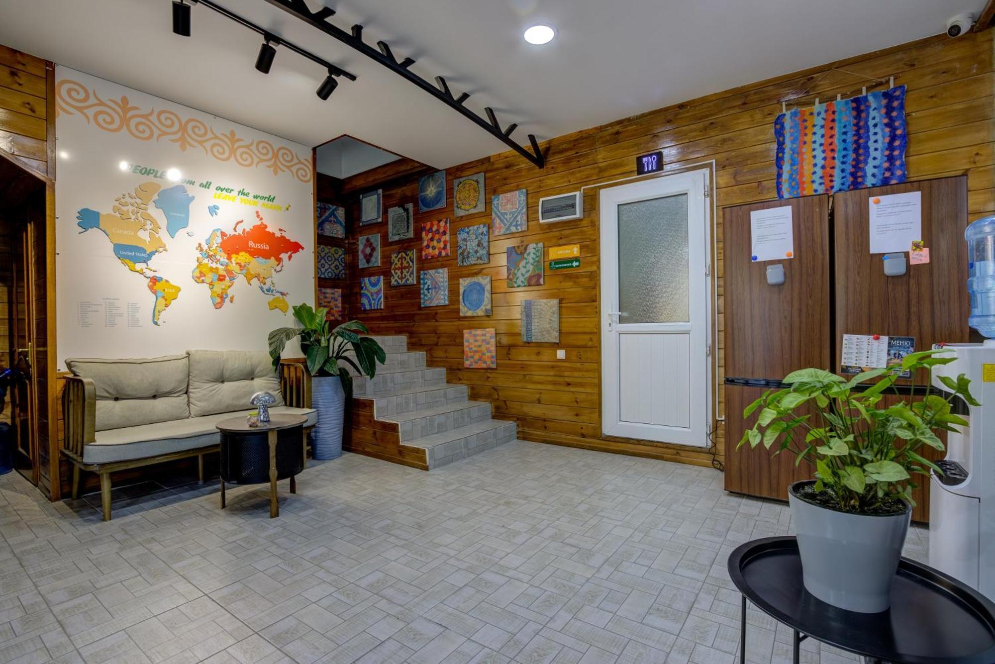People Hostel & Coworking Biszkek Zewnętrze zdjęcie