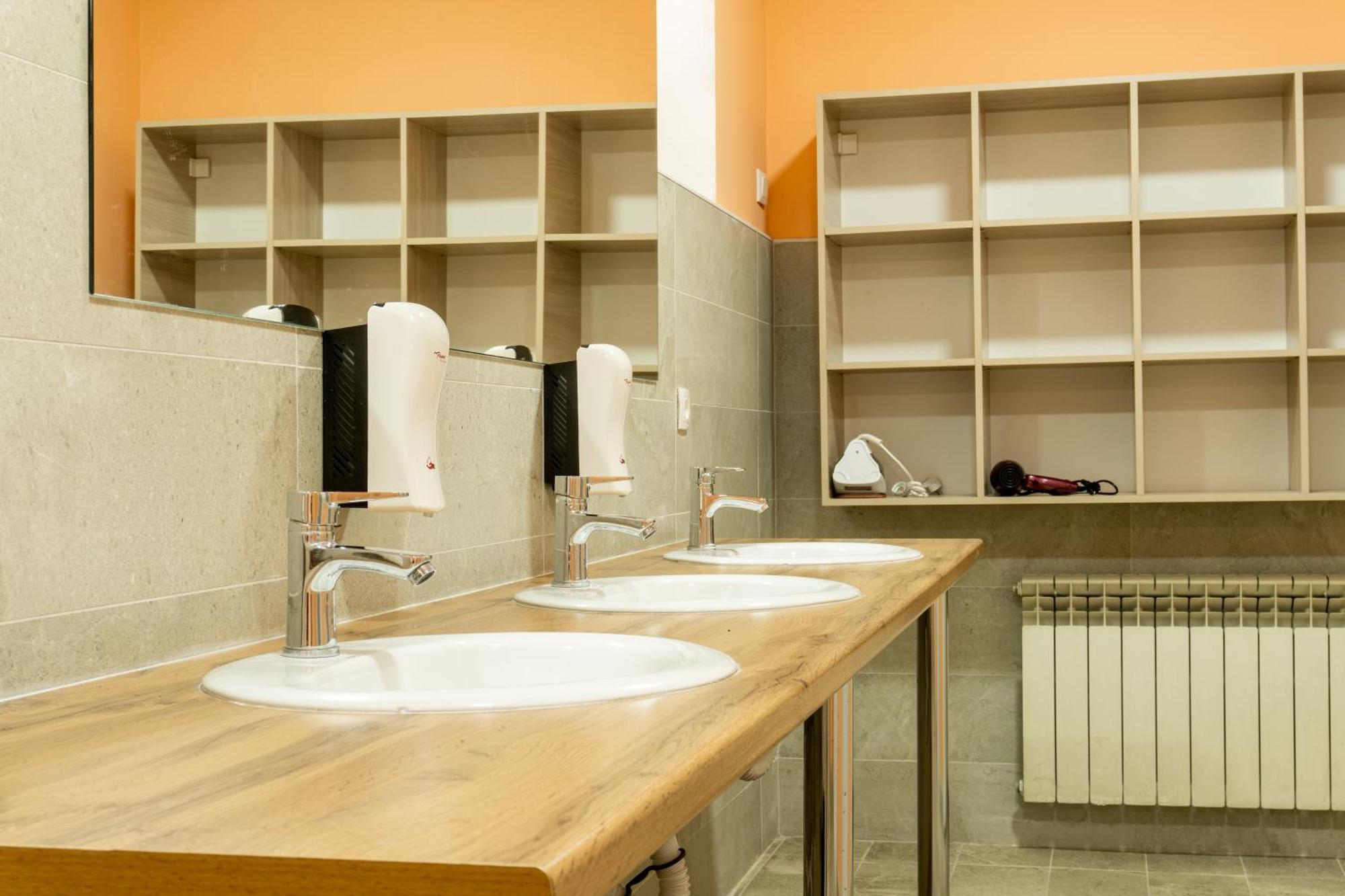 People Hostel & Coworking Biszkek Zewnętrze zdjęcie